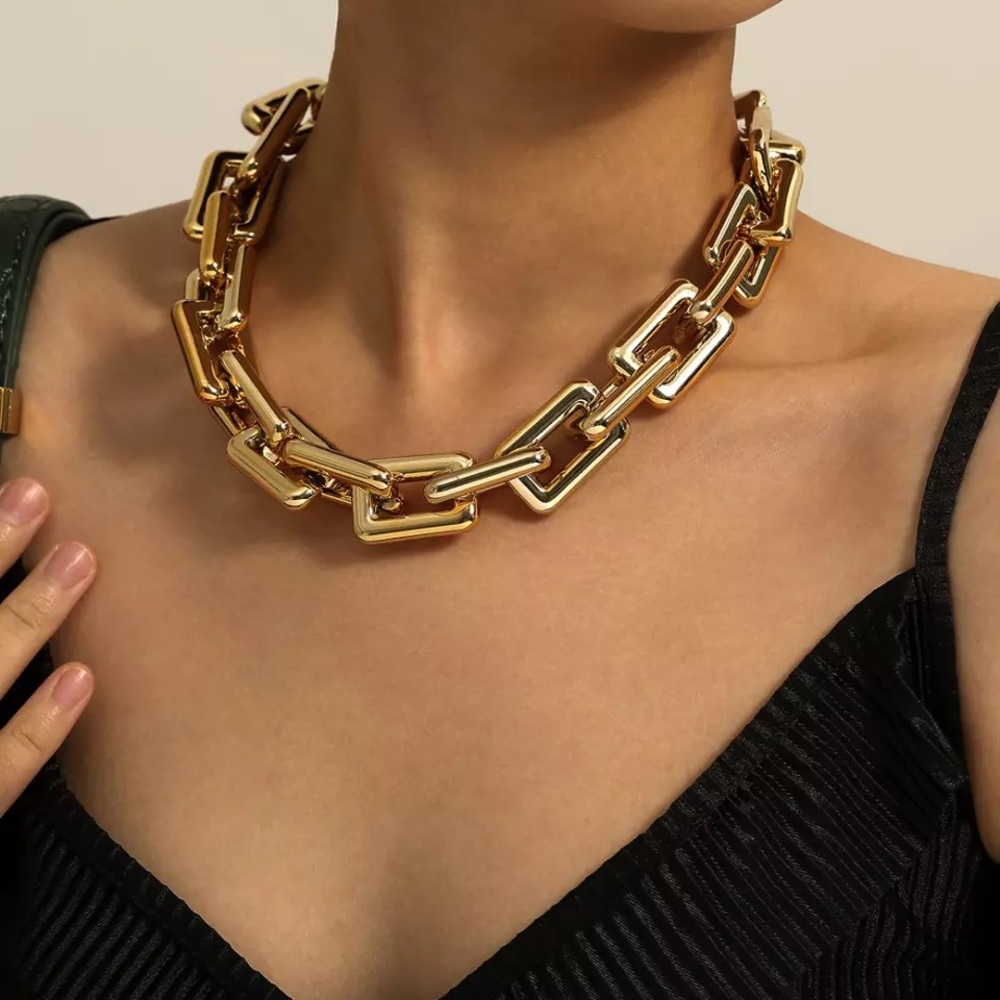 Zara 29.5” Gold Chunky Big Link Chain Bicolor Links Lightweight Necklace - Picture 2 of 15